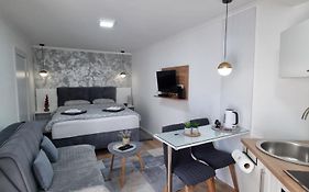 Apartments Deni