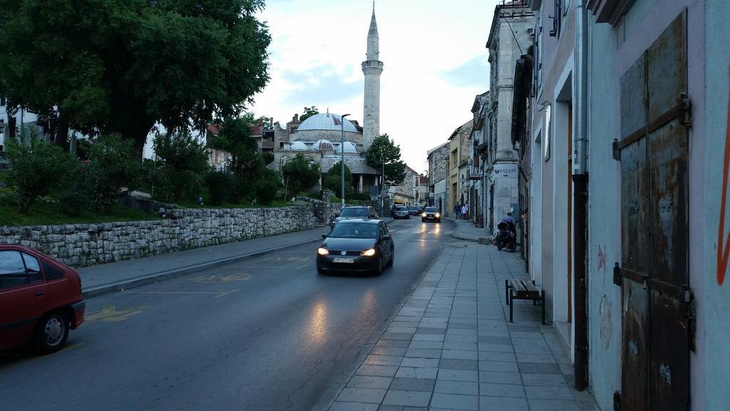 Apartments Deni Mostar Esterno foto